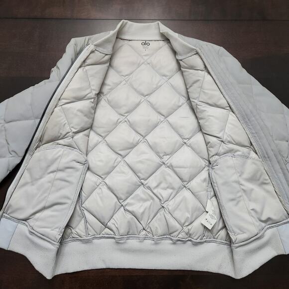 Alo Yoga Reflective Idol Bomber Jacket Size Small - Picture 4 of 12